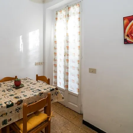 Monolocale Via Cairoli - Апартаменты *